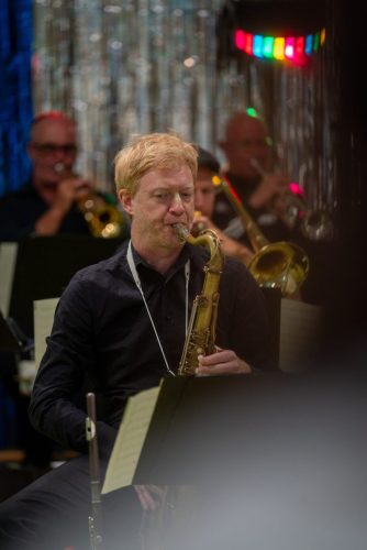 BigBand 208
